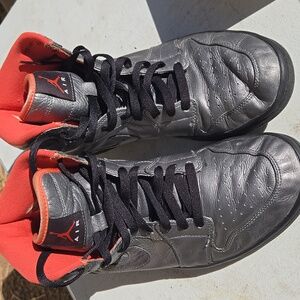 Air Jordan Retro High RARE ORANGE & PEWTER size 11 Nike